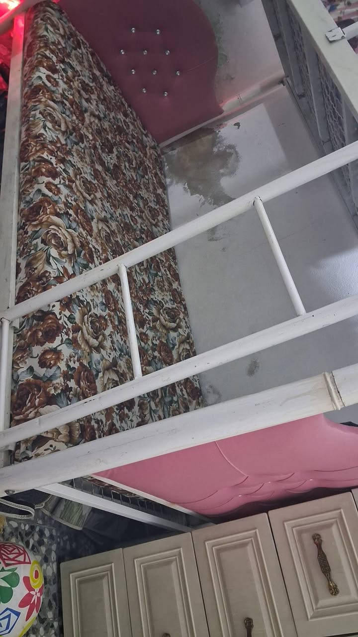 السلام عليكم جربايه كلش جبيره طابقين نظيفه هيه دوشك ١٥٠ قفل
برده تول مبطن ١٠ امتار ب ٤٠ قفل


**إذا كنت صاحب هذا الإعلان وتريد حذفه لأي سبب، رجاءا أرسل رسالة إلى الدعم الفني**