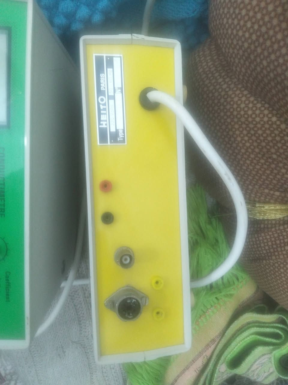 للبيع جهازين ماعرف لمن يستخدمن
احد الاجهزه بيه منفذ مال كاميره
بغداد 
،***********
