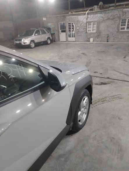 السلام عليكم كونا موديل ٢٤ اللون سموك المرغوب محرك ٢٠٠٠ دوش ماشية ٨٠٠٠ حادث بنيد مبدل بلادي نفس اللون جاملغ ايمن مصبوغ قطعتين فقط رقم بغداد بسمي السعر ١٨٥ $ تواصل *********** مكاني الاعظمية
