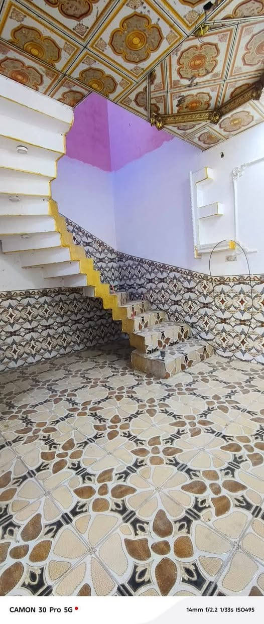 بيت 110 م بيع او ايجار
الجزيرة _ اليوبة قرب مدرسه الصقر
1 غرفة وصاله واستقبال ومطبخ وصحيات
الايجار = 300 قفل
البيع = 50 مليون
مكتب عقارات التساهل
***********
