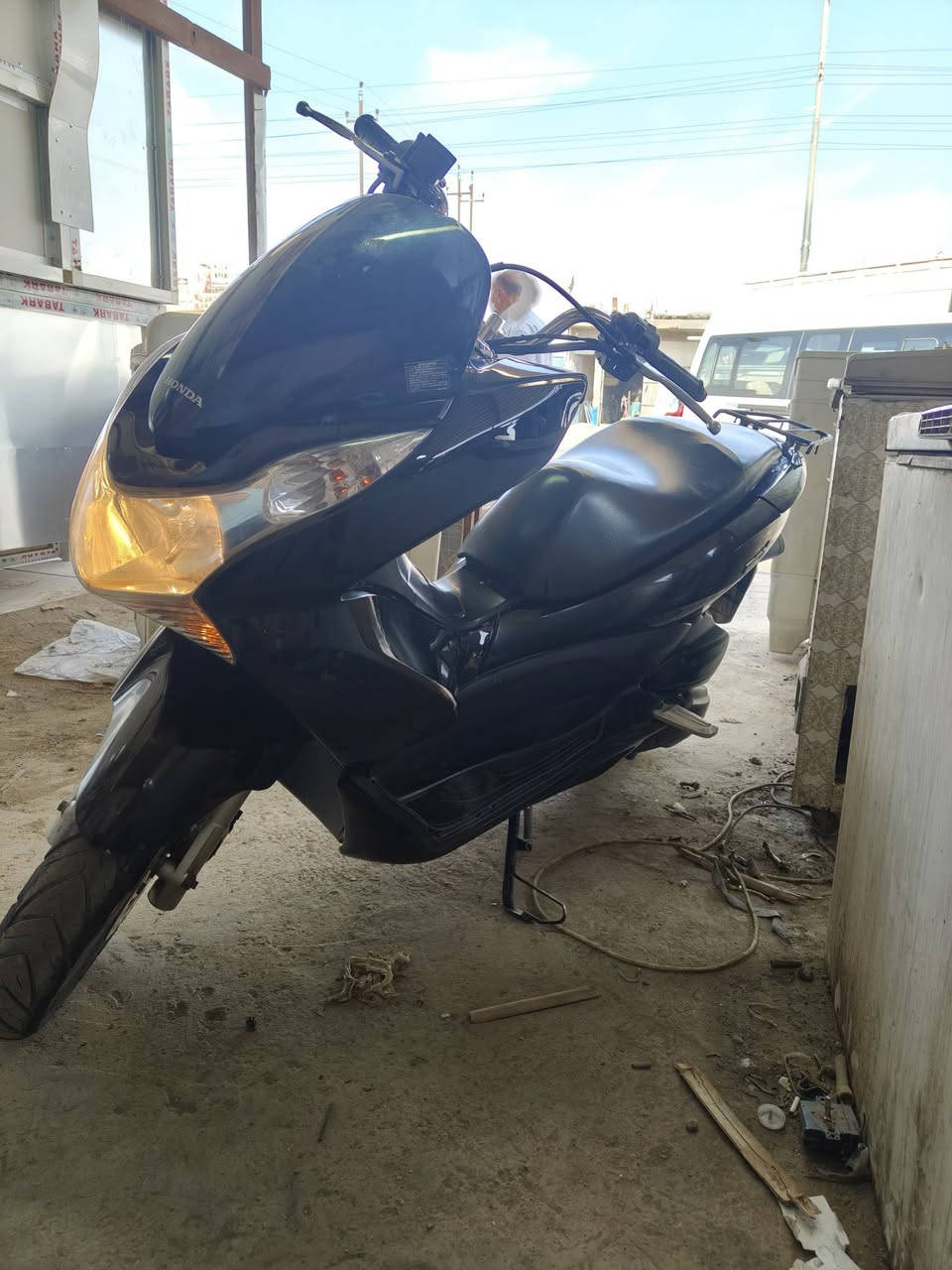 Pcxجيل أول يابانيJf
دراجه شلعه ومعدل خير من الله محرك مكفول جيب فيتر وفحص مكاني بغداد المعامل سعر 9 وبيه مجال 
***********
