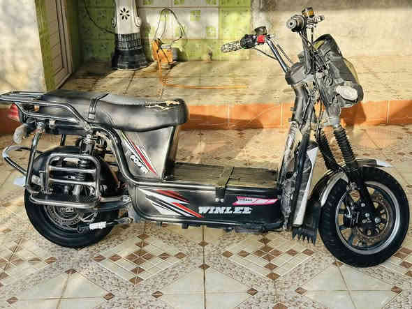 السلام دراجه شحن للبيع خمس بطاريات حجم 34دراجه نضيفه كهربائيات كامله السعر 600وبيه اشوي مجال المكان اديالى الخالص حي الحيسن الاستفسار ***********
