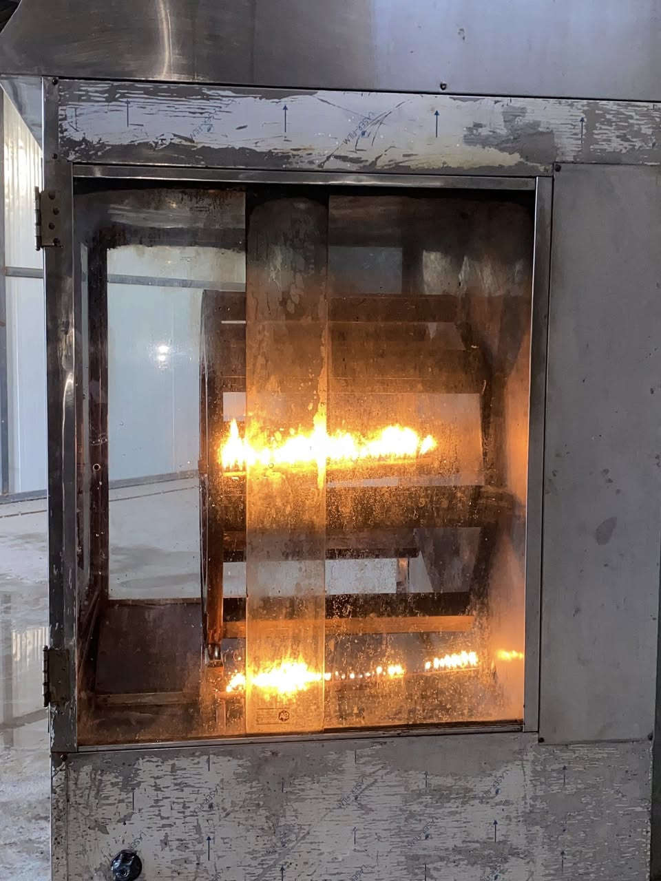 السلام شوايه للبيع نظيفه كلش سعره ٧٠٠وبيه مجال  ***********
