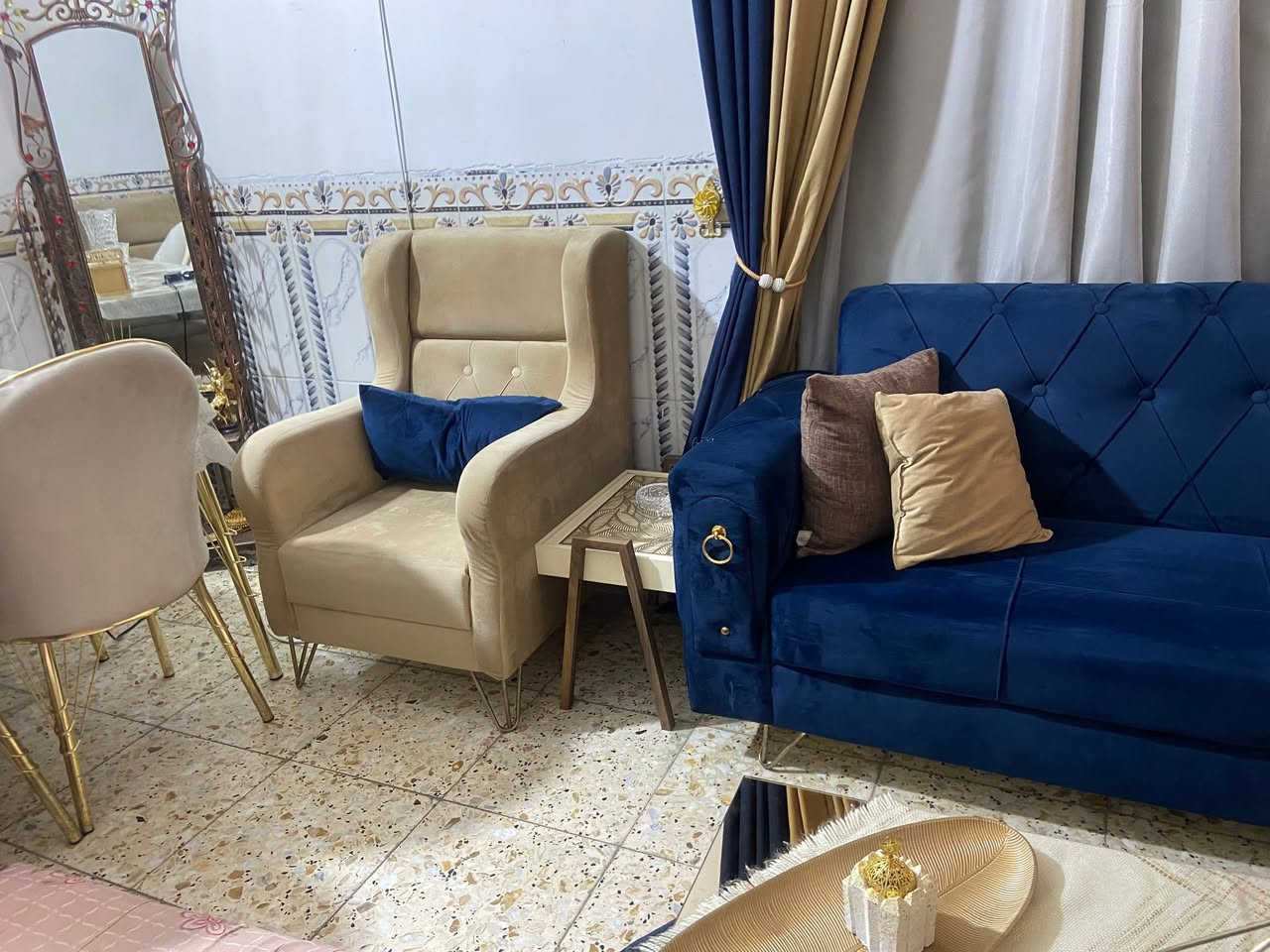 تخم تركي نضيف جدا جدا ١٠ مقاعد السعر ٥٥٠ بي مجال بسيط


**إذا كنت صاحب هذا الإعلان وتريد حذفه لأي سبب، رجاءا أرسل رسالة إلى الدعم الفني**