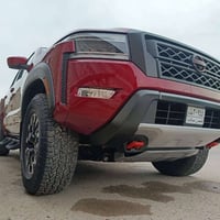 سياره نيسان فرونتير  موصفات معرفوه وضربتها موضحها با صور ضربه بسيطه  ل...