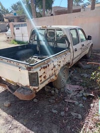 سياره دير مديل 2007 نقصه سمكره وباتري مكينه وكير مكفولات السعر 15 ورقه...