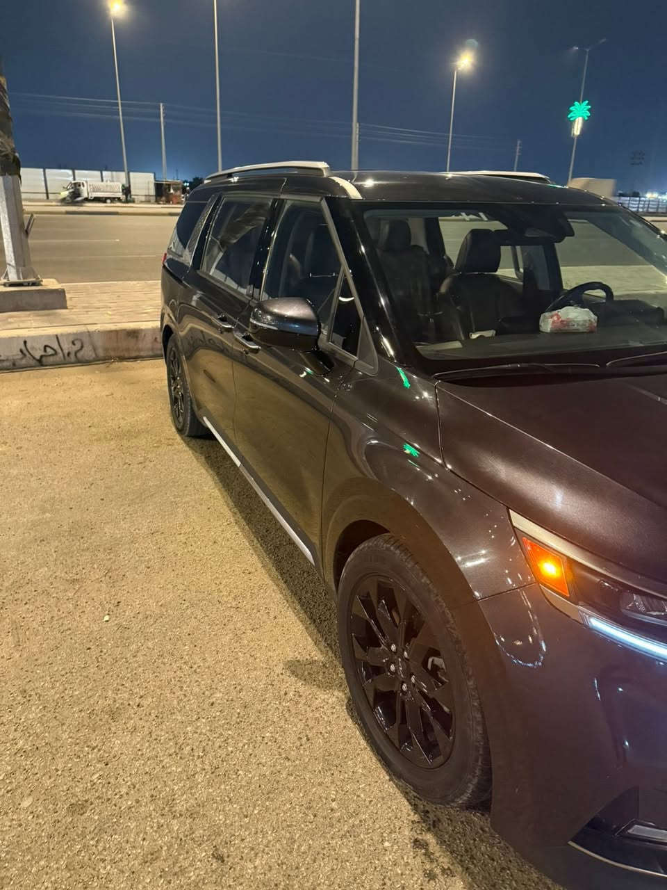 سلام عليكم موديل 2023 سياره جديده رقم اربيل تحويل مباشر مكفوله سعر 280 وبيه مجال ***********
