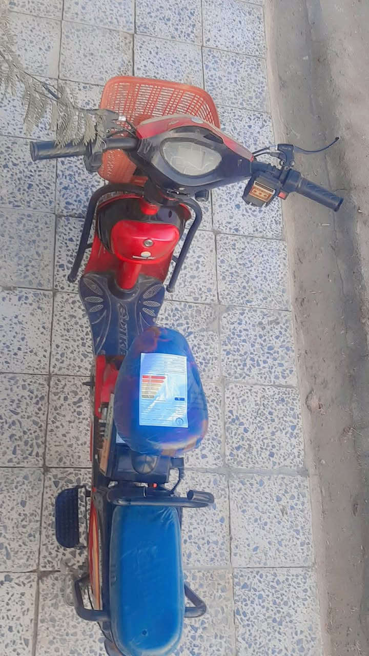 السلام عليكم دراجه شحن للبيع او مراوس بيسكل وجملني ١١٠ الف حسب نضافت لبيسكل وسعر لدراجه ٢٥٠وبها مجال شغاله كلش مابيها


**إذا كنت صاحب هذا الإعلان وتريد حذفه لأي سبب، رجاءا أرسل رسالة إلى الدعم الفني**