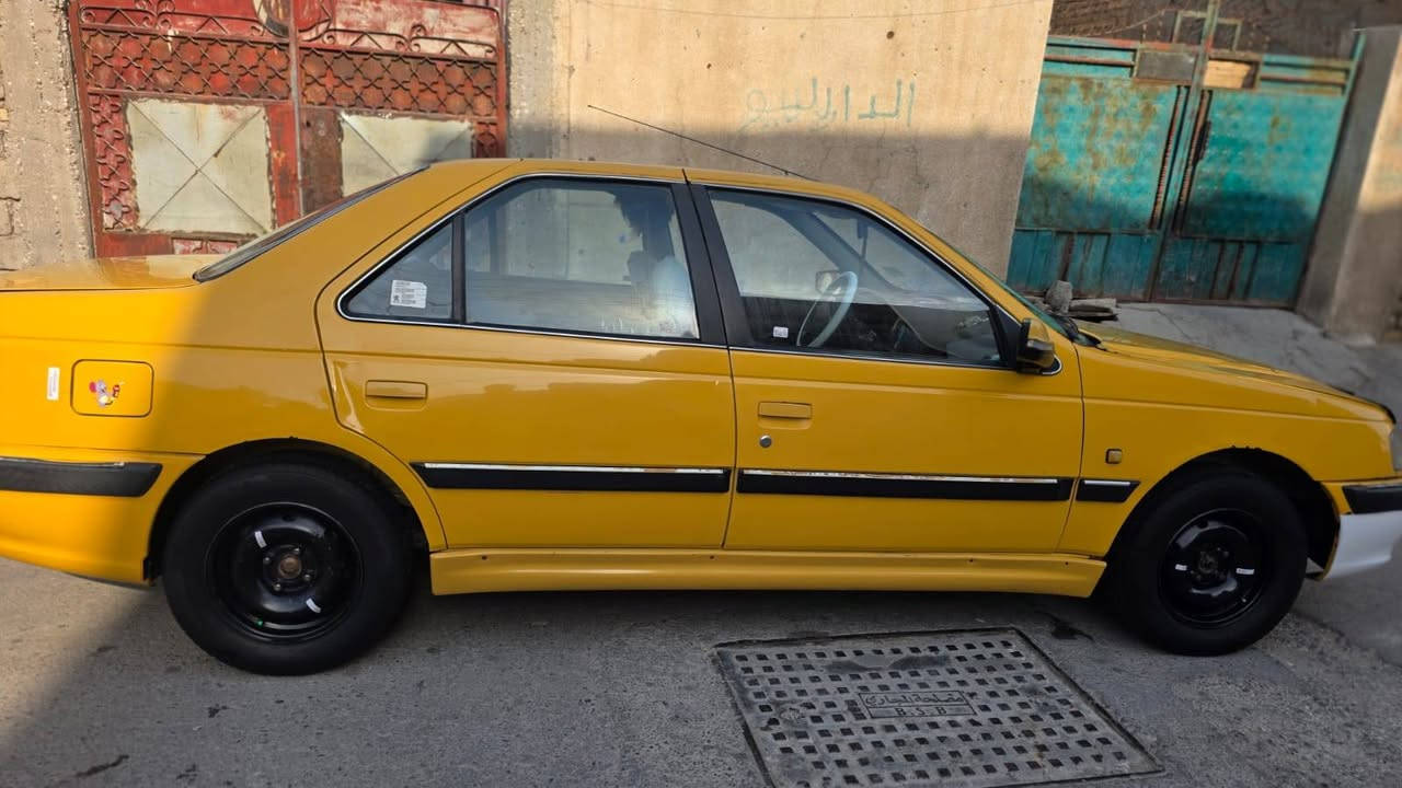 سلام عليكم بيجو بارص موديل 2015 مكينه وكير مكفولات صدر امامي و خلفي جديد مشط ستيرن جديد منضومه تبريد جديده حتى راديتر جديده تخم تاير جديد سياره عليه منضومه زنون اصلي شراي يتصل على الرقم ***********
