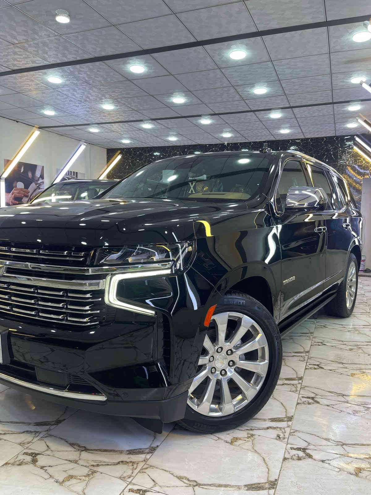 شيفروليت تاهو بريمير  2023 ( خـليـجـي )
الموديل :2023( خليجي )
اللون : اسود 
العداد : km84 
السيارة كفالة عامة  بحالة الوكالة
حجم المحرك : 5300 Cc
عدد الاسطوانات : 8 اسطوانات ( 8 سلندر )
المواصفات : مواصفات البريمر معروفة 
* سقف بانوراما 
* دخول ذكي للسياره 4 أبواب ( بصمه )
* المقاعد كهربائية تدفئة و تبريد
* مقصوره الركاب من الجلد الفاخر 
*داتو شو 
*ثلاجة 
*رادرات محيطية 
*توقف ذاتي 
*خزن وضعيات المقعد 
*كشنات هزاز 
*كامرات 360 درجة
*نظام تحديد مسار 
*نظام دوسات كهرباء
*تحذير النقطة العمياء 
*نظام اطفاء وتشغيل المحرك تلقائي
* شاحن وايرلس لاسلكي
* ويل 22 انج
* نظام الرؤيه : 5 كامرات رؤيه شامله ( BIRD VIEW )
* نظام التعليق مستقل
* كشنات ميموري خزن
* نظام الصوت BOSE سماعات عدد 10
* دوسات كهرباء + اناره LED
* نظام سحب مقطوره تحكم كامل + كامرة لرؤية المطوره
* نظام جكات
*تخم تاير وكاله جديد
السيارة رقم بغداد (مميز) الدولي بسمي تحويل

رقم صاحب السيارة ***********
السعر 590 اتصل وبيك خير وادلل
