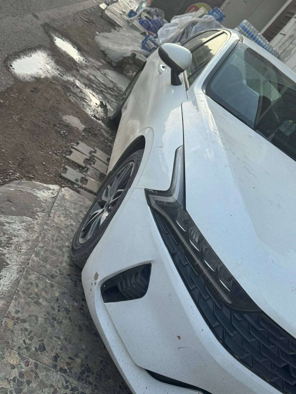 K5 موديل 23 خليجي ماشيه 54 الف
المواصفات: بصمه

تشغيل عن بعد

جلد 

كرسي كهرباء

شاشه

تحكمات ستيرن

وضعيات قياده

رادار

حساسات

السياره فول عدا البانوراما 

والسياره رقم اربيل باسمي اخذتها زيرو من اربيل وعلى ايدي مابيها نقص ان شاء الله السعر 200 وبي مجال للاستفسار الاتصال ***********
