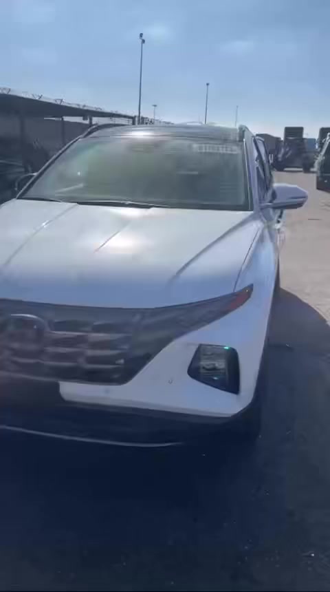 2024 HYUNDAI TUCSON
HYBRID LIMITED
-عداد المسافه 7000 مايل 
السياره حاليا بلحره / عمان 
للستفسار  ***********
