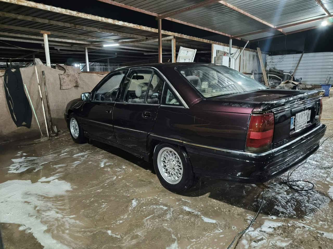 اوبل اوميكا
موديل 92
سياره جاهزه ونضيفه 
بدون ضربه 
بدون تبديل ولا صبغ 
مكينه وكير حاويه 
غرفته نضيفه 
كير عادي
كهربائيات كله بلادي 
شغاله من لبدايه لنهايه
كلشي ماتصرف عليه
سياره مال جناي 
رقم قادسيه الماني 
سعره 34وبيه مجال بسيط 
للاتصال على الرقم 
***********
