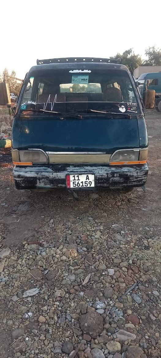 السلام عليكم كية للبيع رقم انكليزي شرط التحويل كير و مكينة نظيفات السعر 30 وبيهة مجال ***********
