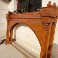 عندي مسرح شباك عدد ثنين ٢ رتفاع متر ٥٠ طول ٢متر 07718489092 خشب عراقي ...