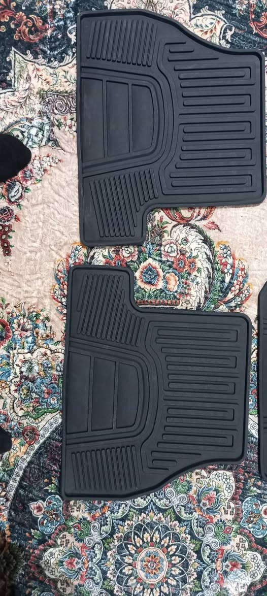 من رخصة الادمن
السلام عليكم ورحمة الله توفر عندي ارضيات فورد فوكس ربر اصلي والظهر مالتها محبب هذا اصلي من شركة فور والكود موجود رخيصة مقابل الجودة وفرصة ما تتوفر اخر قطع
من موديل 2012 إلى 2018
رقمي واتساب ***********
