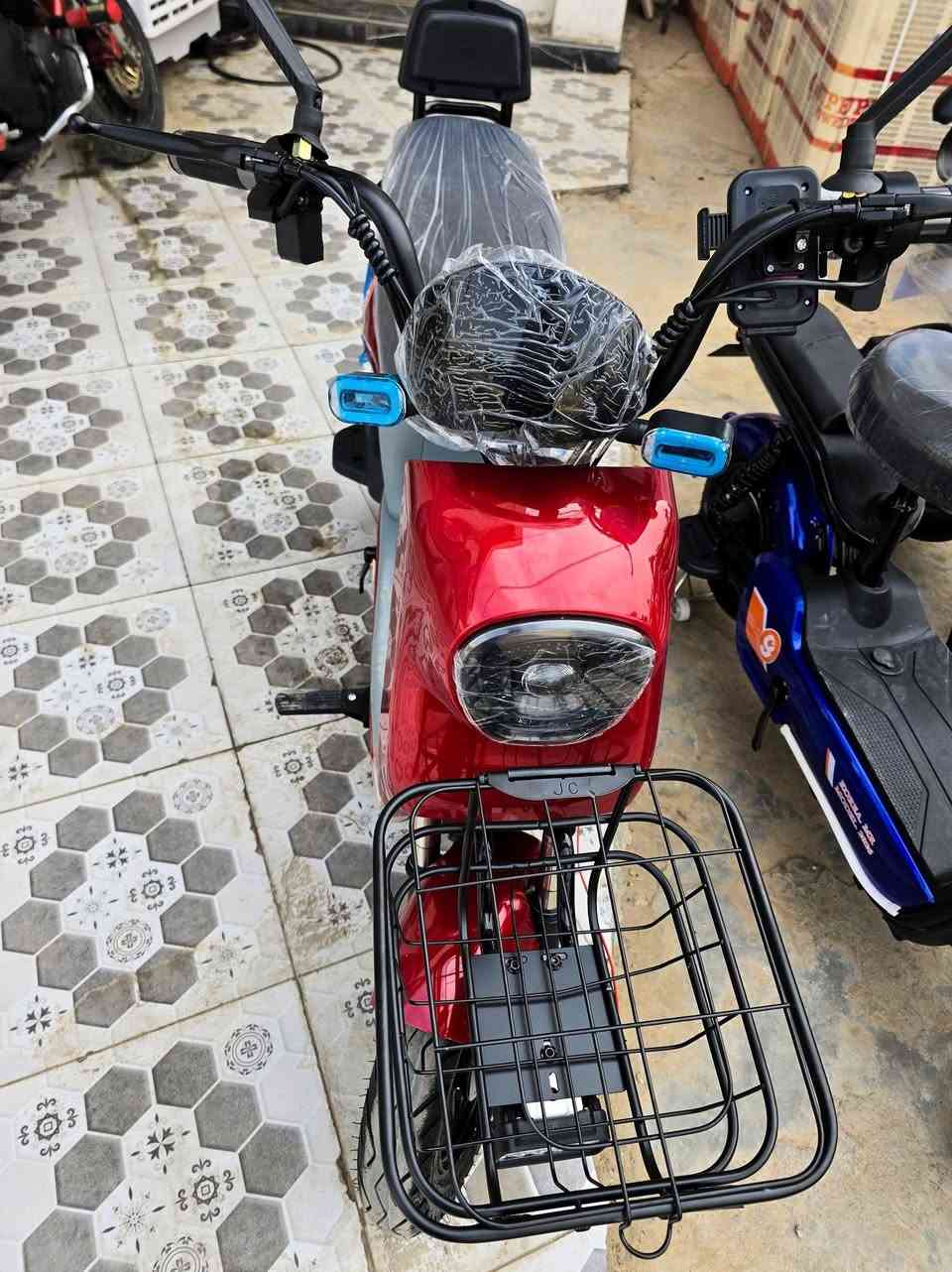 إلى زبائننا ومتسوقينا الكرام البيع نقد وتقسيط المريح أسعار ممتازه 
عرض نار(بضاعة جديده) 
نود إعلامكم عن وصول بضاعة جديدة بكافة أنواع واشكال الادراجات الكهربائية 
والمنزلية الحديثة بأحدث الإصدارات وأفضل المواصفات العالمية 
ايضاً نود استعلامكم بجميع أقسام المجم التالية:🎁
1-قسم اجهزة التبريد والتدفئة
2قسم الثلاجات والمجمدات وبرادات الماء وفلاتر التصفية
3-قسم الموبايلات والأجهزة النقالة
4-قسم الدراجات الهوائية وألعاب الاطفال 
5-قسم مواد المطبخ الكبيرة والنواعم الصغيرة
6-قسم شاشات التلفاز ومنظومات الأنترنت وكاميرات المراقبة 
معرض الوسام للاجهزه الكهربائي والمنزلية 
@أبرز المعجبين 
العنوان الرمادي الجزيرة البوعساف 
تواصل ***********
معرض سنتر الجزيره الأجهزة الكهربائية والمنزلية
