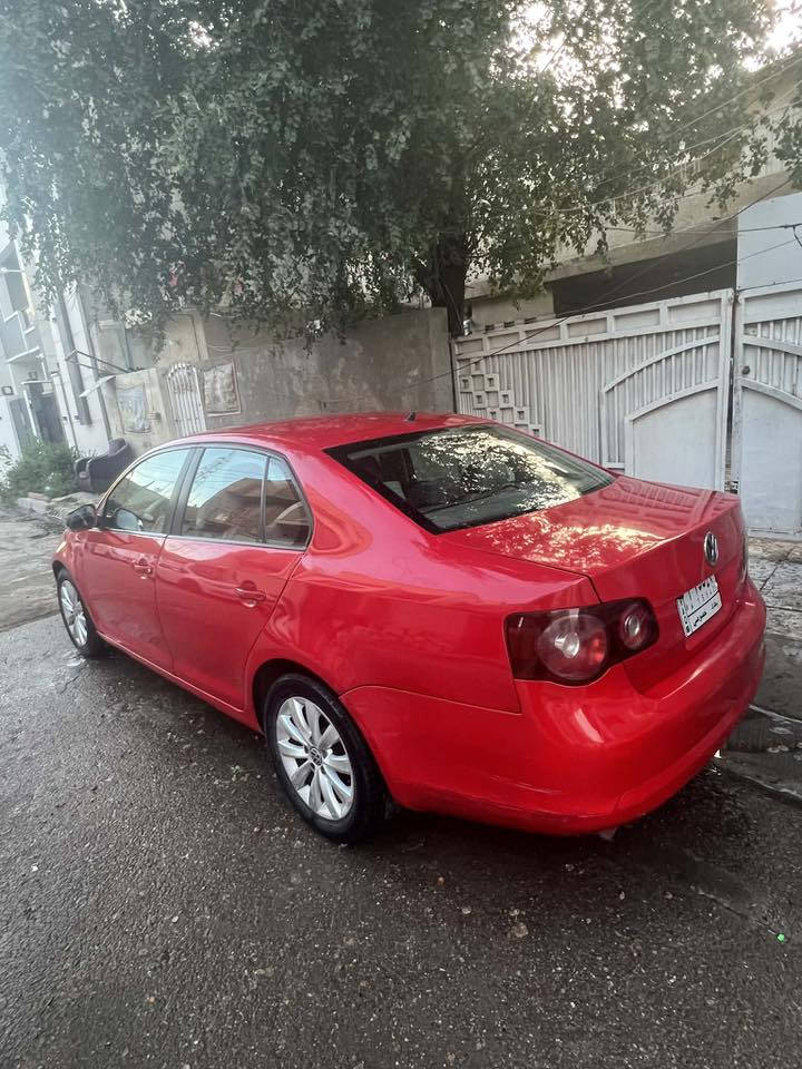 فولكسواكن جيتا ٢٠٠٨  كير اوتاماتيك محرك 2500 4 سلندر كير ومحرك خير من الله  معمرة جديد دسكات ميزانيه بلنص تخم تاير جديد تبريد تدفئة شغاله رقم بغداد تحويل ثاني يوم السعر ٧٢


**إذا كنت صاحب هذا الإعلان وتريد حذفه لأي سبب، رجاءا أرسل رسالة إلى الدعم الفني**