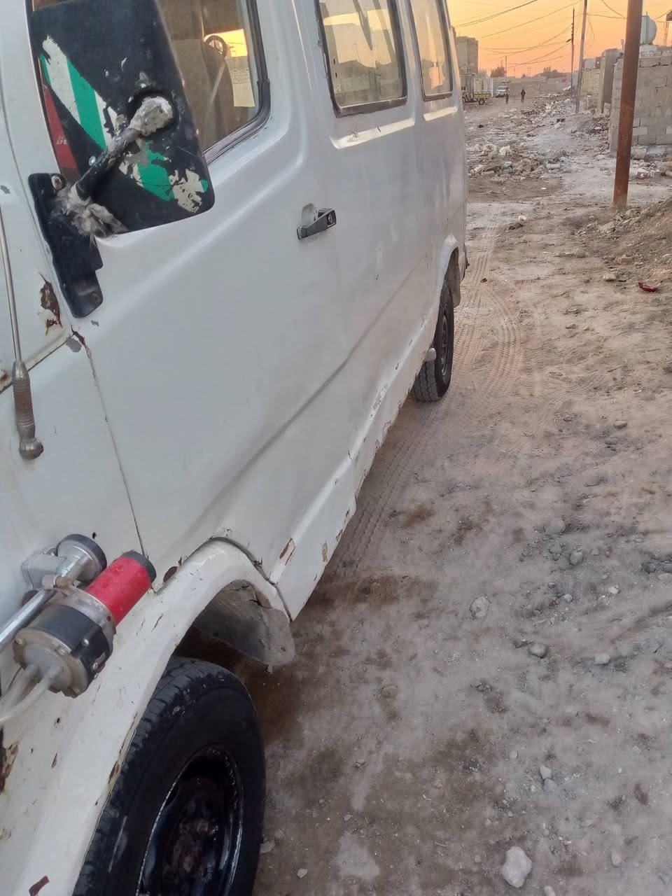 السلام عليكم مارسدس للبيع موديل 91 رقم الماني المكان كوت الاستفسار ***********
