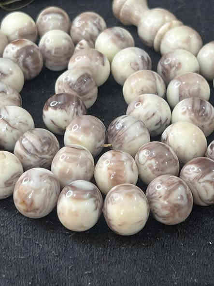 تحفه من تحف الخامات الالماني الانتيك عقود سبحه عملاقه بتعريق ولون مميز  
وزن110g
16.5/14.5mm
37خرزه
للتواصل واتساب لطفا
***********
