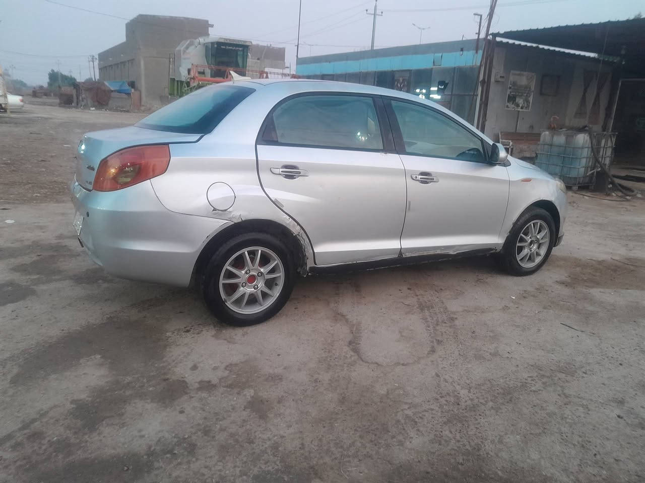 سلام عليكم .سياره شيري فلاوين للبيع موديل 2013سياره كفاله عامه تخم تاير جديد حداديه شرط شد جديد تبريد شغال كهربائيات كلشي شغال سياره مناقصها اي شي  رقم مثنى اذا تريد تحويل ثاني يوم ..سعر خاص
رقمي ..   ***********. مكاني الديوانيه قضاء الشاميه
