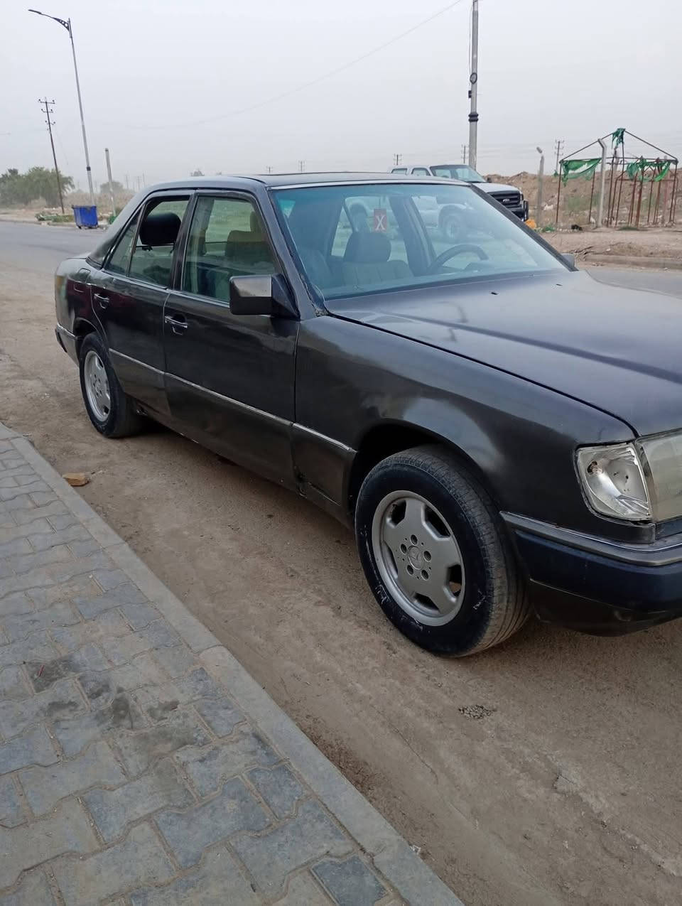 السلام عليكم للبيع مرسيدس دب 1989
مكينه ففتي 3000 مكينه كير كهربائيات شغاله حداديه 70% مصبوغه جمالي  تجي دكلب وشوف وبخدمتك سياره مال عمل تعمل وتسير رقم دهوك راعيه باربيل تحويل مباشر السعر جدا مناسب  اي شي تريد تفاصيل اكثر اتصل وبخدمتك ***********.    ***********
