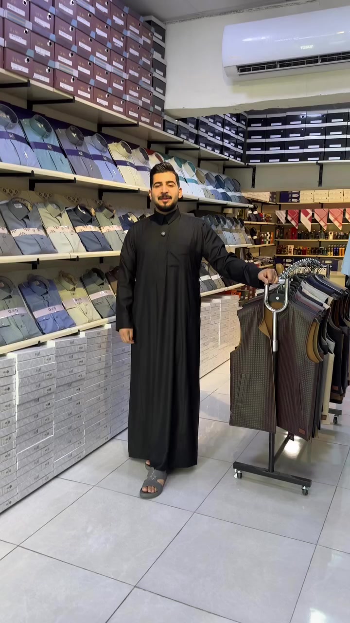 دشداشة العيد لازم تكون غير 
تشكيلة أنيقة وقصّات مرتبة حتى تستقبل العيد بأفضل إطلالة

📍الرمادي-نهاية شارع السينما-المسطر سابقاً 
📍الرمادي-وسط شارع 20- قرب ماركت العائلة


**إذا كنت صاحب هذا الإعلان وتريد حذفه لأي سبب، رجاءا أرسل رسالة إلى الدعم الفني**