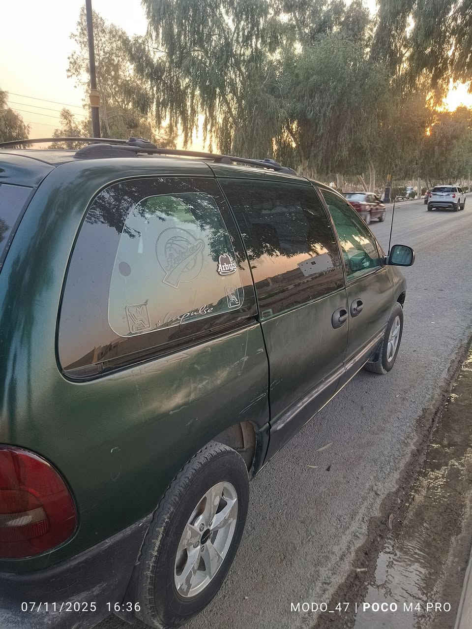 اسلام عليكم.        17$
إعادة نشر بسبب الوعود الكادبه 
للبيع دوج كرفان امريكي موديل 96 نضافه فول محرك صفر فحم 
رقم بغداد فحص شرط التحويل و الوكاله مكانها موصل سعرها 17$ورقه 🔒 للاستفسار ***********     واتس موجود المو شراي ليخابرني اترجاكم
