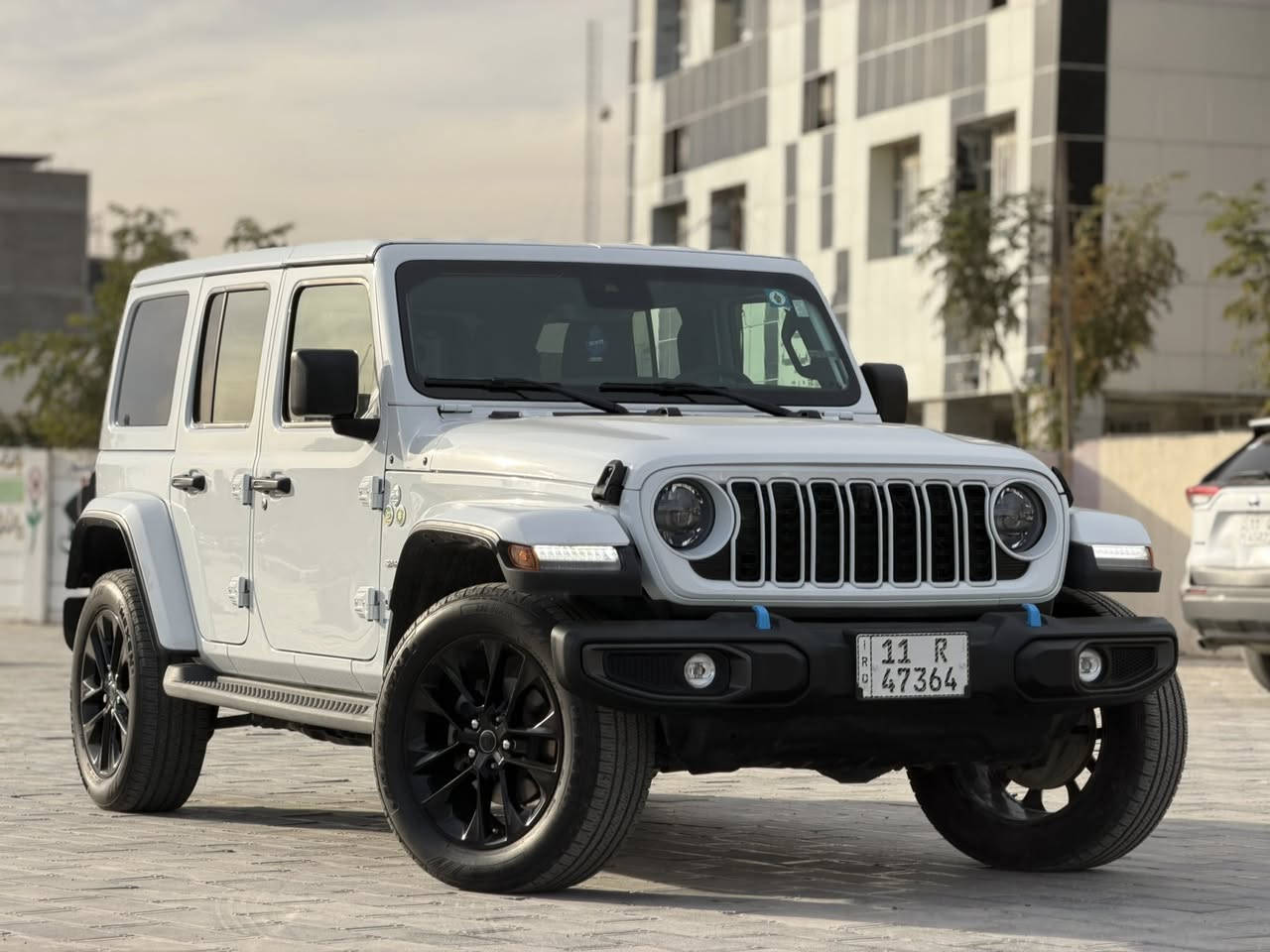 ياالله
السلام عليكم جيب رانكلر صحاري 4Xe 2024  وارد امريكي
Jeep Wrangler Sahara 4Xe 2024 white 2.0L 4 

حجم المكينه : 2000 تيربو + هايبرد + هجين شحن منزلي
المسافه المقطوعه : 13 الف ميل       
                       الضرر : بنيد مبدل نفس الون  
                    الايرباك : برده + دركه 
  
#المواصفات 

1.قماره تتفصخ صير كشف

2.بصمه 

3.لوكير

4.كشافات عدسه

6.شحن خارجي

7.هيتر بالاستيرن 

8. شاشه

9.هيترات بالكشنات

10.تشغيل عن بعد

11.كشنات جلد

12هيترات بالكشنات

13. دمام خلفي

14.كامرا امامي وخلفي

15.كشنات كهرباء

16.رادار امامي

#السعر  : الطلب في التعليقات سيأتي اليك مباشرة 

تفاصيل اكثر هذا رقمي *********** تحياتي 

مكاني بغداد حي الجامعه
