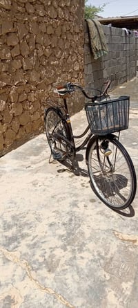 للبيع السعر 60 بي مجال الرقم 078 865 22369