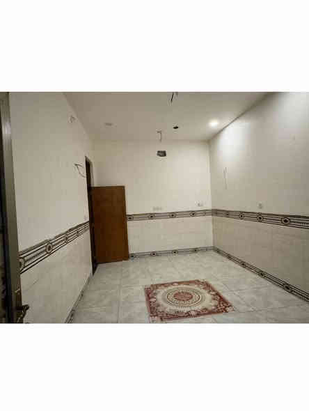 بيت للايجار نهاية الاربع شوارع النفطية الفرع الثالث طابق واحد غرفةً وصالة واستقبال السعر ٣٥٠ استفسار ***********
