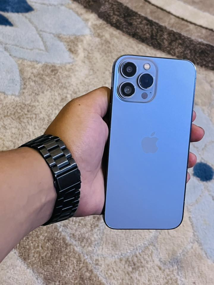 سلام عليكم ايفون ١٣برو ماكس جهاز زلغ مابي ما مفتوح ابددد ذاكرته٢٥٦ بطاريته ٩٧ وتر بروف جهاز فقط بي تراب بل كأمره رقم ١ الباقيات كلشي مابيهنً ابدد السعر ٦٠٠ الشراي يتصل مكاني بغداد الحسينيه الراشديه ***********
