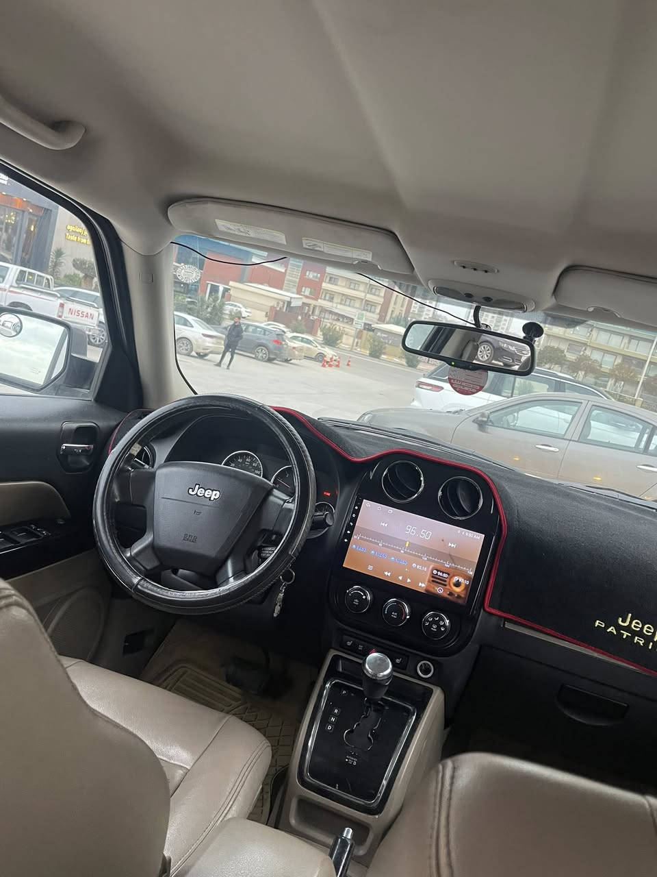 بةناوي خواي گةورة
جيب پاتريوت مةكينة گةورة.....2.4
مووديل 2010. سبي بةفري
نرخي 104  گةلاو كةميك مةعامةلة
لةسليمانيم بوو بةيوةندي كردن 
***********
***********
يةك درگاي بوياخة بةبي ناوگرتن سونةريم داناوة
ناوزةرد...گير ئتوو ماتيك...گير عادي.....
گوشن هيتةر....شغال....بلاجكتور
سةنةوي وو رةقةمي تازة....گيروو مةكينةي بةشةرت
78 هةزار روشتووة...مالي دوستة ديناريك مةسرةفي نيية
تةبريد مةزبوتة...گةرمي مةزبوتة...كارةباهي مةزبوتة
تايةي تازة...باتري تازة  مالي دوستة سةيارةكة زور جوان ماوةتةوة  خزمةت كراوة ..شاشةو كاميرا..تحديد سورعة.تكاية لةسعر نازانيت و مشتةري نيت تيل مةكة لةگةل ريزدا
