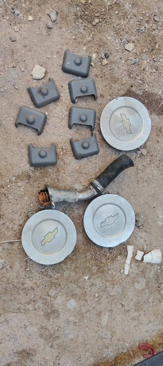 السلام عليكم غراض بلايز2008 مسطرة لايت سلف سبايدر قمارة العرض والطول رولات تخم صفارة ريمونت شغاله وبعد  غراض للاستفسار ***********بغداد
