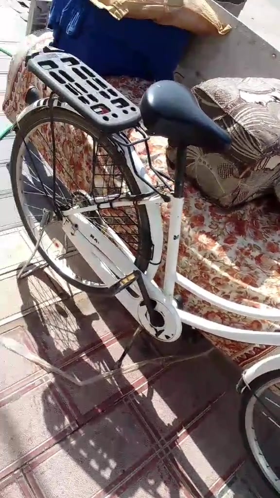 بيسكل حجم 26 السعر 110وبي مجال المكان الشطره


**إذا كنت صاحب هذا الإعلان وتريد حذفه لأي سبب، رجاءا أرسل رسالة إلى الدعم الفني**