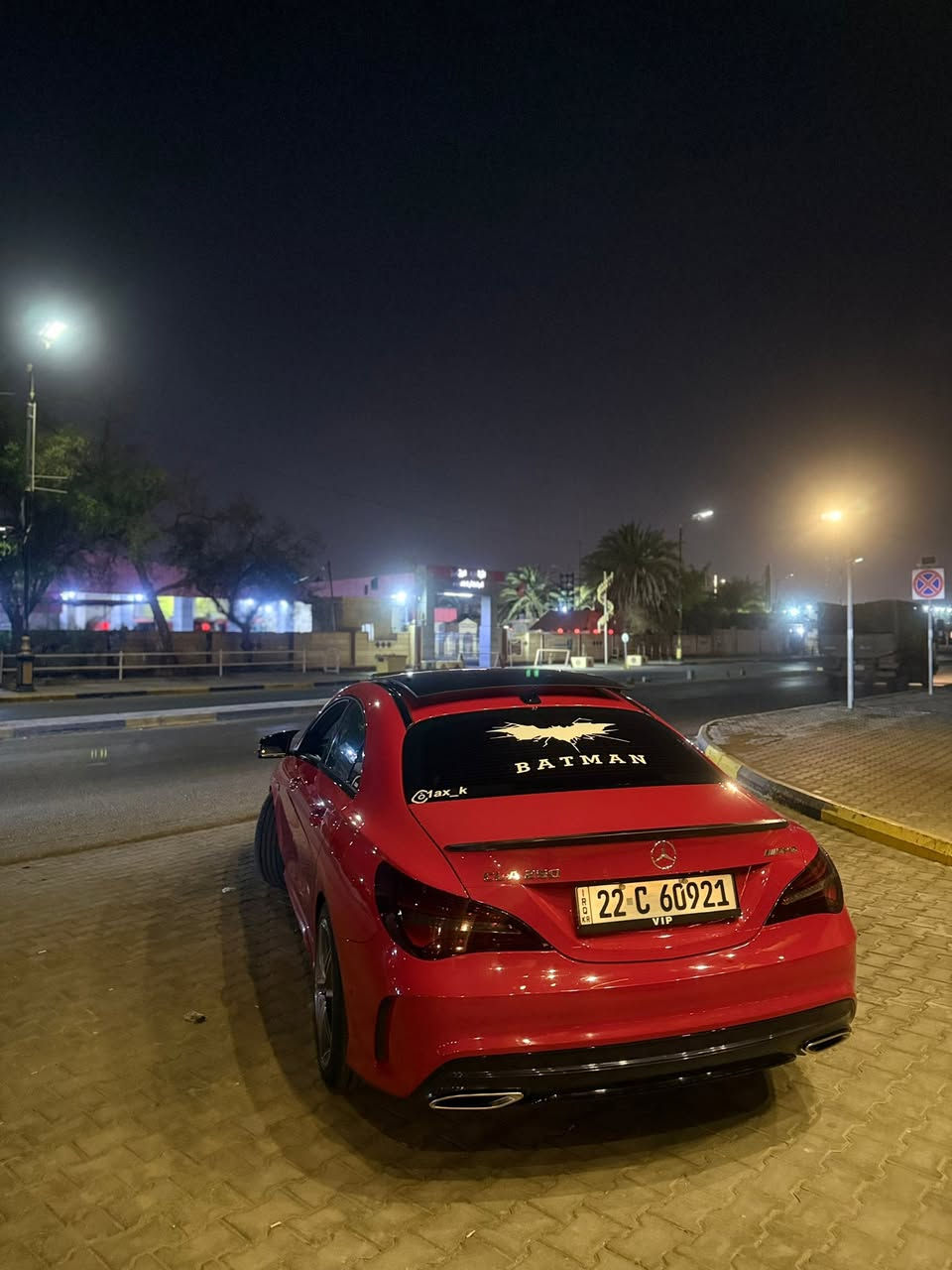 Cla 250 
2018 
103 الف كيلومتر ماشيه 
كفاله عامه السياره
فتحت بانوراما 
كشنات خزن 
المكينه 2000 تيربو 
حساس صندوك فتح تلقائي 
جامات كهربائيه مع البانوراما فتح من البصمه 
4 وضعيات للقياده
وبعد بيهة مواصفات خير من الله
الرقم ***********
