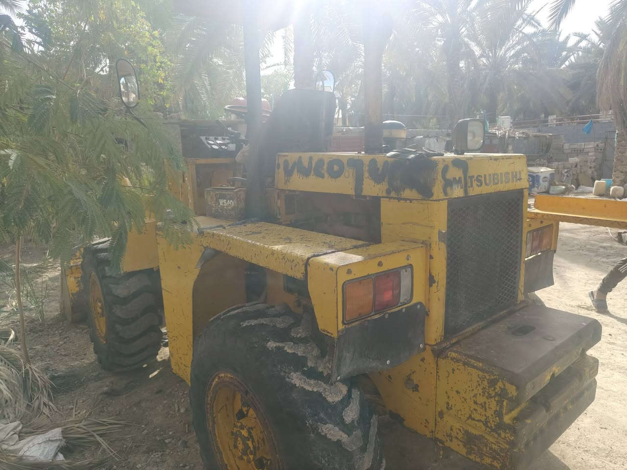 سلام عليكم شفل البيع حجم 400مسبوشي رقم نجف لماني  سعر 140 ورقه رقم الهاتف ***********
