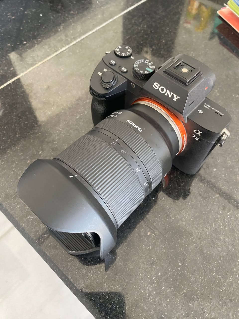 للبيع كامرة a7III  sony
مع  عدسة tamron 17-28mm
 مع بطاريتين اصلية و رام ١ تيرا 

السعر بالخاص


**إذا كنت صاحب هذا الإعلان وتريد حذفه لأي سبب، رجاءا أرسل رسالة إلى الدعم الفني**