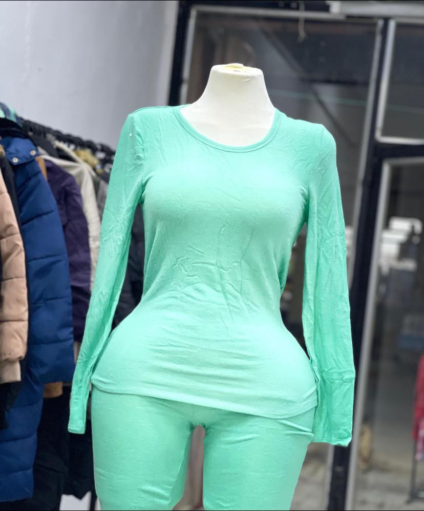 تراكات نسائيه بسعر 5 الاف دينار فقط😍
متوفر توصيل داخل الكوت 
عنوان المحل شهداء / بداية شارع الاطلال
***********
