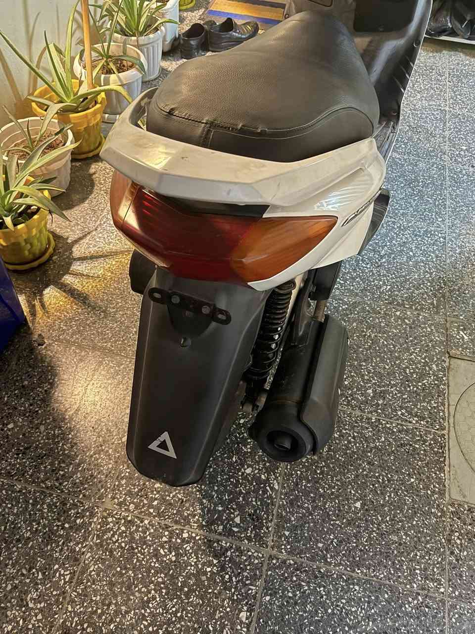 سكنس نثية 110 ياباني دراجه بلادية سعرهة 650 وبيهة مجال ***********
