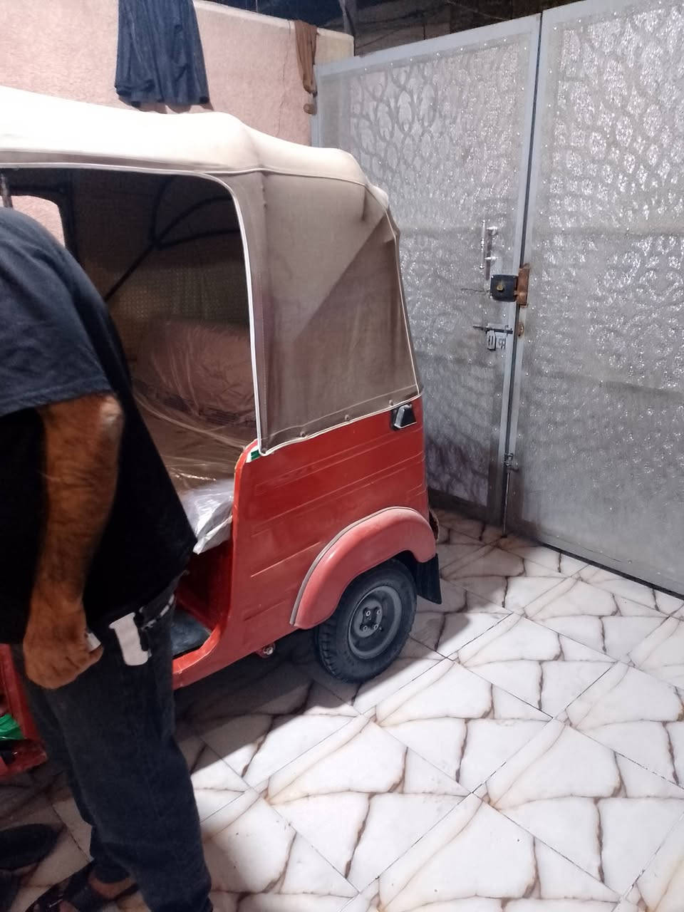 سلام عليكم تكتك موديل 2018 مال بيت بسمي مكاني بغداد الشعله سعر 6 او 700 قفل لا صبغ ولا ضربه كلهه بلاديه ماعده دوس معمره مكينه شادلهه على يدي سعر قفل ولميعجبه خلي يعبرهه لن متعوب عليهه


**إذا كنت صاحب هذا الإعلان وتريد حذفه لأي سبب، رجاءا أرسل رسالة إلى الدعم الفني**