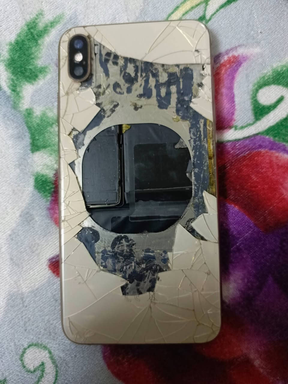 سلام عليكم ايفون اكس ماكس ذاكره 256 مبدل شاشه اصليه وضهر مكسور الجهاز قافل ايكلود مراوسه أو بيع قيم وخذ


**إذا كنت صاحب هذا الإعلان وتريد حذفه لأي سبب، رجاءا أرسل رسالة إلى الدعم الفني**