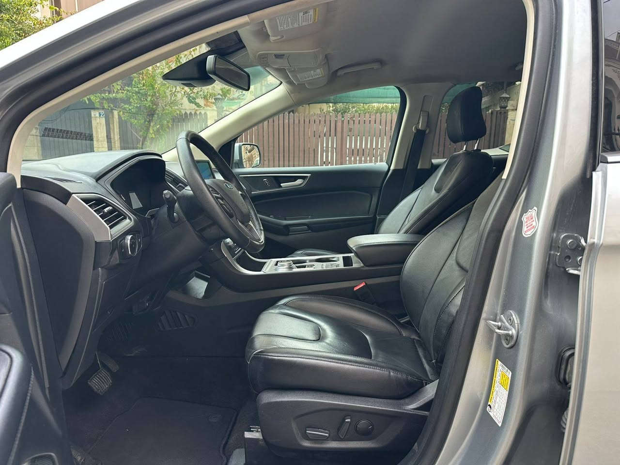 فورت ايدج موديل 2024 مواصفات فول 
*********** 
بونيد جملغ صبغ بدون داغلي بدون ارباك مواصفات فول فول بصمه شاشه كاميره حساس كوشنات كهربايي كوشنات  جلت سار و گرم تحكمات ستيرن تحكمات سرعه ويل كروم بعت هواي مواصفات فول فول بس بدون فتحه. AWD سعر 155 ورقه مجال 
مكان اربيل شارع 100 أربيل, العراق
