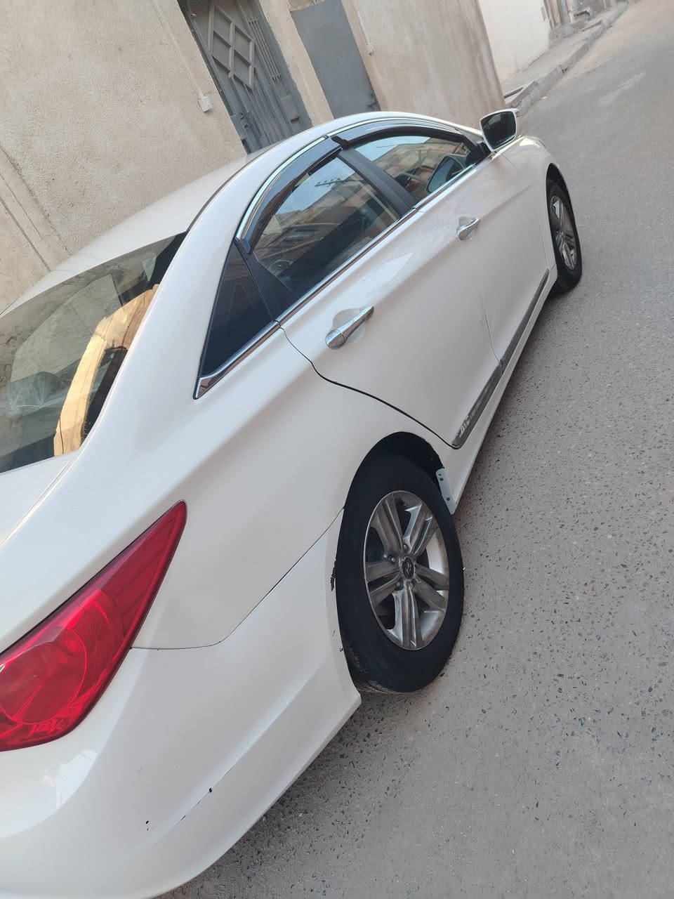 سوناتا  للبيع مديل 2014اصل
لون ابيض   غاز غاز 
 
كصتين  شغل باجات 
متومه شمالي   أرقام وسنويه  29
نضافه 100/100  غاز 
مكينه كير اكسل كفاله وانه حاضر 
مري شفط اشاره مري 
مكينه دوش  2000 
مسجل دمام سماعات
كشن كهربائي +تدفئه
تبريد ثلج منضومه جديده   
نضافه كشر 100
نضافه داخل 100 
حجر بيئة موجود بلادي
تخم تاير جديد ويل 17
سعرها 49  وبيه مجال للطيبين 
سياره خير من الله الف ما ذب عليه
مكان سياره بصره  
*********** واتساب او تصال
