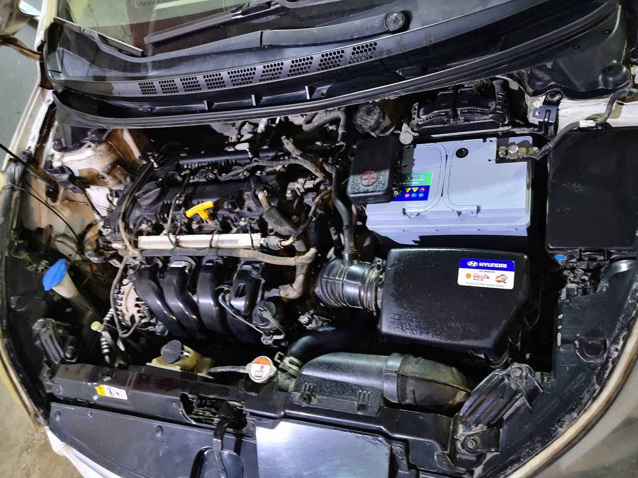 السلام عليكم النترا ٢١٠٦ خليجي للبيع
بيها الجاملغ الأمامي عكس السايق بي بارد والباقي كلة مكفول
محرك وگير مكفولات على وضع الشركة، تبريد تدفئة كلة شغال، حدادية جاهزة 
مواصفاتها معروفة (محرك دوش١٨٠٠، فتحة، ٥ويل كب، تحكم ستيرن، شاشة، كامرة، مري شفط)
رقم بغداد بأسمي تحويل وين متريد، مكان السيارة بغداد شهداء البياع 
السعر ١٢٥ وبيها مجال
للاستفسار ***********
