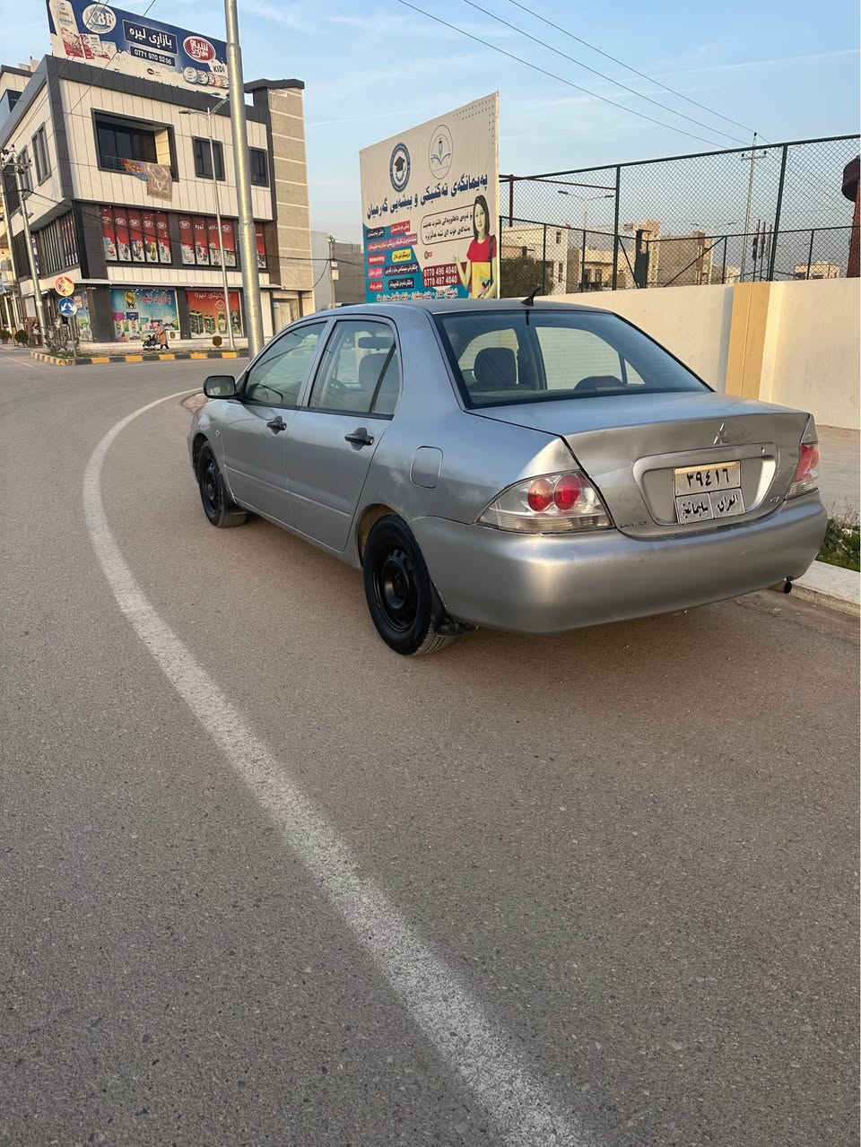 لانسر ٢٠٠٧مەکینە بجوک کیرمەکینە بەشەرت سەنووی تازەیە سەیارەکەبی مەسرفەیەک دینار مسرفی تیانیە شوین کەلار $٦٤مەعامەلەیە کەم *********** كالار, السليمانية
