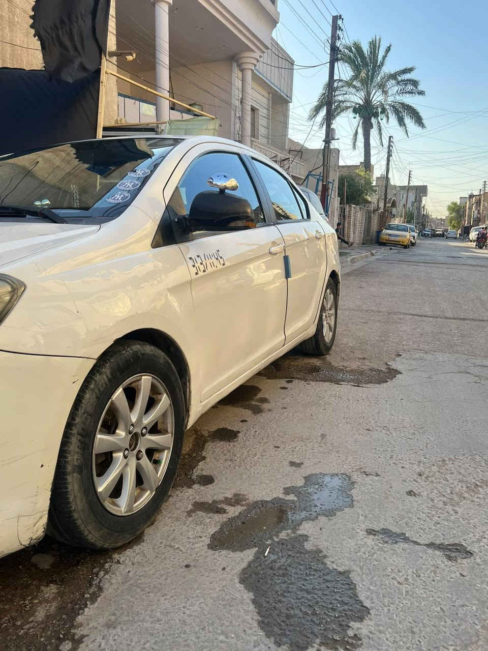 سياره للبيع گريت وول فولكس،،، محور  كير ومكينه اوتو 
صدر تعبان مكينه وكير زينات والكشر واضح بصوره 
رقم بغداد الدولي بسمي بغداد الدوره ابو دشير
*********** الواتساب لايعمل السعر 45 وبيه مجال حق الجيه
