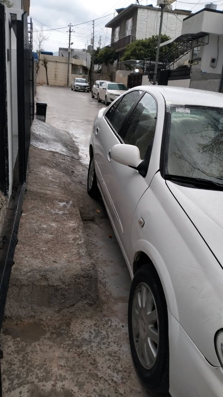 سەنی سامسۆن بڕاوە2002
گێڕو مەکینەی لۆک لۆکە ماشااللە 
تەقەو ڕەقە نییە
 ناوزەرد و بێ شوختو چاڵو قوپاوی نییەو ناو و دەری زۆر جوانە  تەبرید لەمس ئاوێنەکارەبای و ئاوێنە شفت توندو تۆڵە  ماڵی دۆستە.
نرخی43 گەڵاو مەجالی تێدایە
0750 1259284
