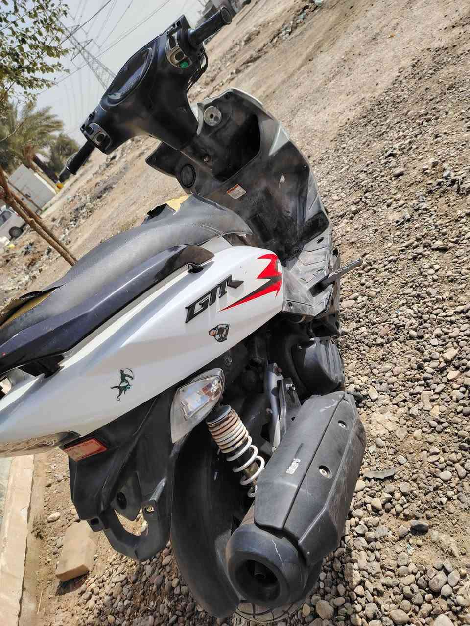 السلام عليكم دراجة جيتي ار
مال رمبة علة أيدي
مكاني الشعب الثعالبة شارع البانزين خانة
رقم *********** بي واتساب خابرني وتدلل
