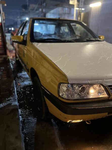 السلام عليكم سياره بيجوا 405 موديل 2015  باسمي رقم نكليزي مصفره من الهيئة  والغرمات تحويل ثاني يوم سنوية الى 2030  كير فرنسي مكينة صافية السيارة كبل للشارع 
السعر 39 مجال بسيط 
العنوان بغداد الدورة ابودشير رقم***********
